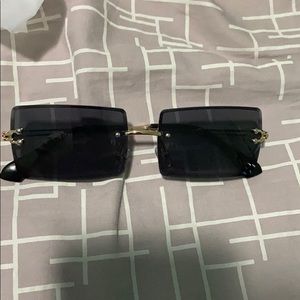 Rimless glasses